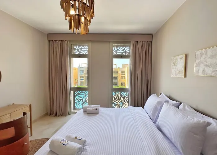 Dazzling 2 Bdr W Rooftop Mangroovy Free Pool & Access Appartement Hurghada